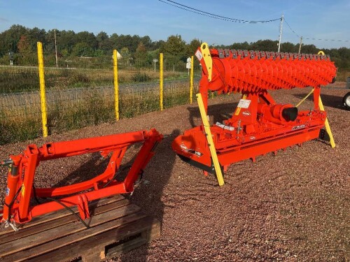 HR 3004 D Kuhn Herse rotative