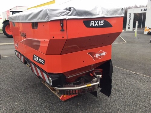 AXIS 40.2 M-EMC Kuhn Distributeur d'engrais