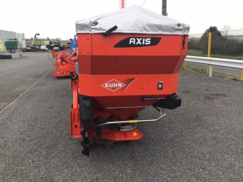 AXIS 40.2 M-EMC Kuhn Distributeur d'engrais