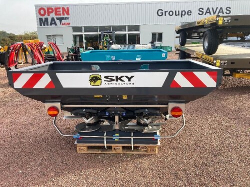 DX 20+ Sky Agriculture Distributeur d'engrais